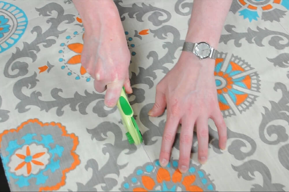How to Make a Decorative Tray - Prepare the fabric