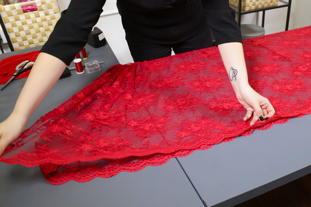 How to Make a Lace Maxi Skirt - Measure and cut the fabric
