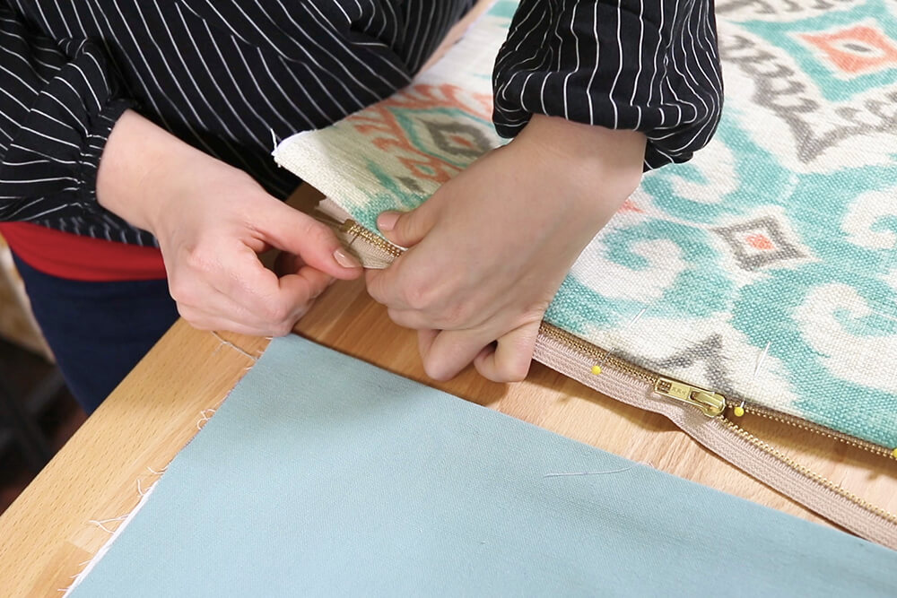 How to Make a Floor Cushion - Insert the zipper