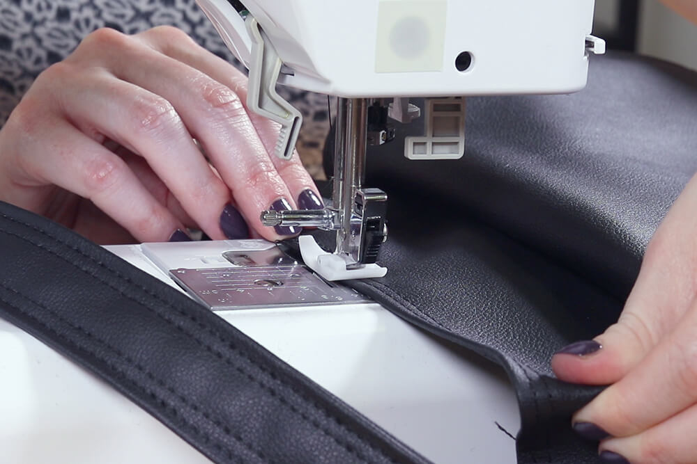 How to Make a Faux Leather Vinyl Handbag - Step 11
