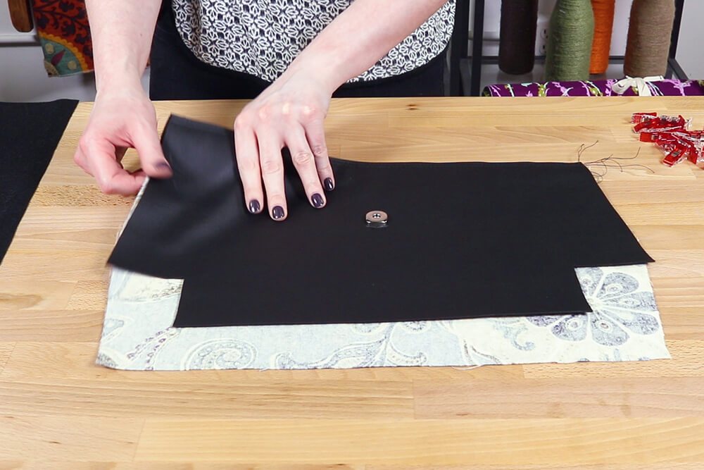 How to Make a Faux Leather Vinyl Handbag - Step 9