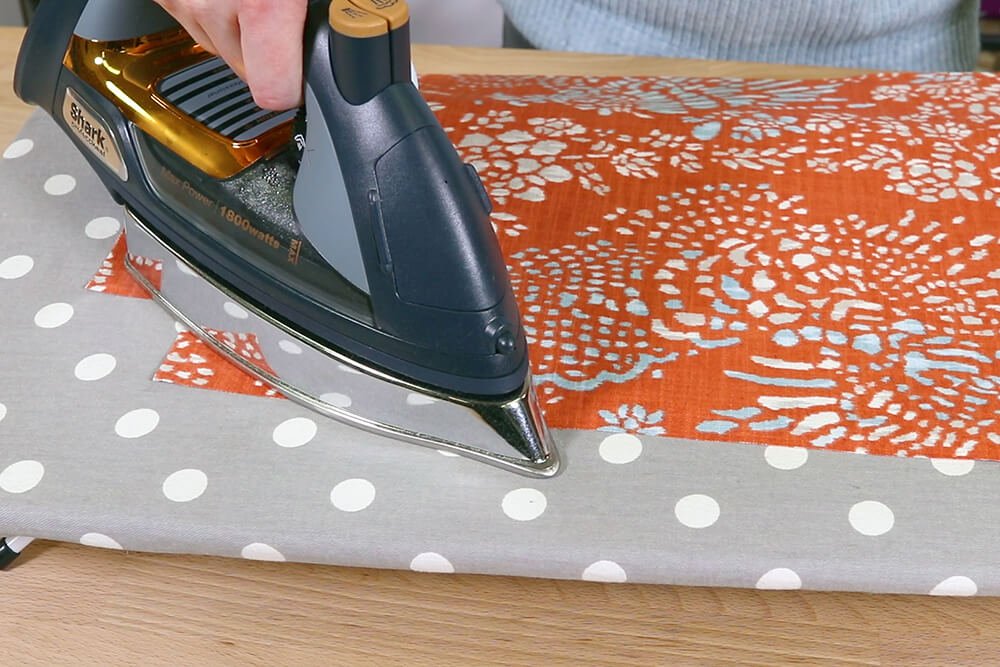 How to Make a Tote Bag with a Zipper - Step 2