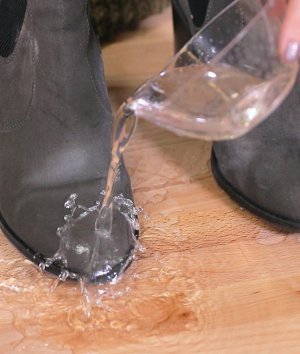 How to Weatherproof Boots and Shoes